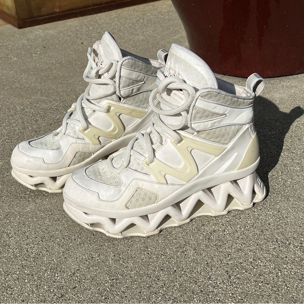 Marc Jacobs Ninja Zigzag Platform sneakers. Size 9